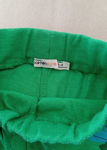 Kız Çocuk Yeşil Baskılı Belden Bağlamalı Şort - Görsel 4