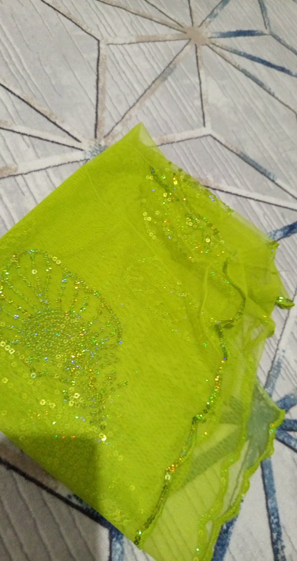 Parlak Yeşil Şeffaf Kadın şal - Görsel 3