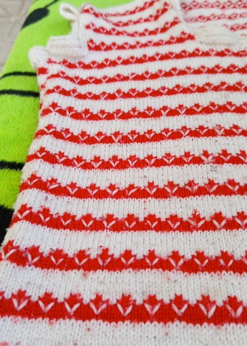 Kız Çocuk Kırmızı Çizgili Örgü Süveter - Görsel 4