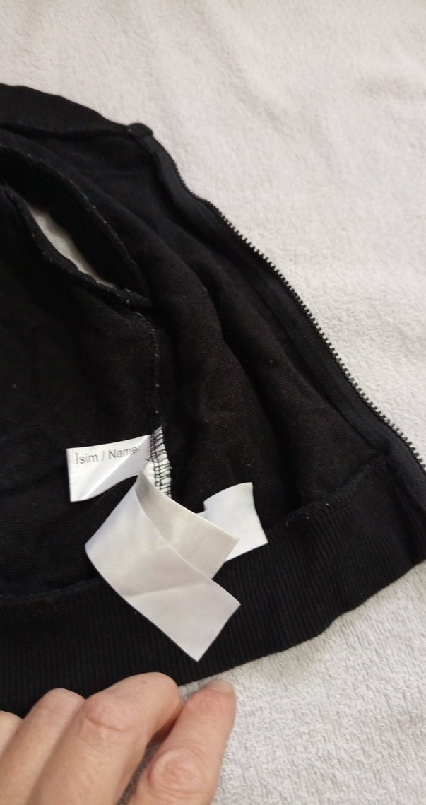 Kız Çocuk Siyah V Yaka Kolsuz Yelek - Görsel 4