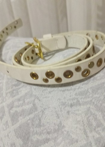 Beyaz Deri Delikli Kadın Kemer - Görsel 2