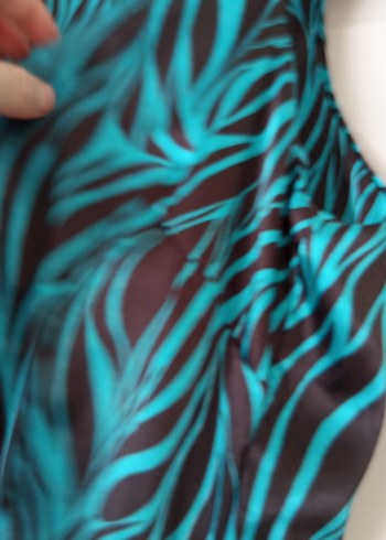 Straplez Turkuaz Zebra Desenli Uzun Elbise - Görsel 4