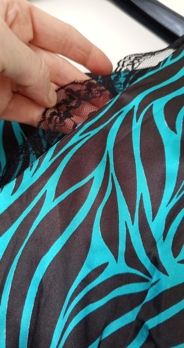 Straplez Turkuaz Zebra Desenli Uzun Elbise - Görsel 5