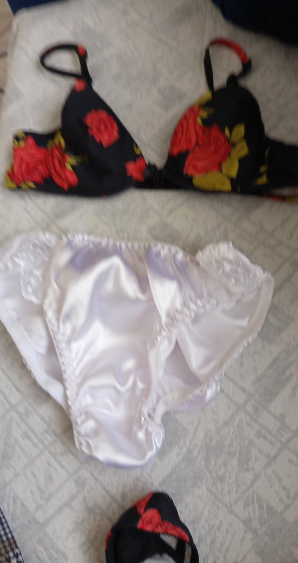 Kırmızı Çiçek Desenli Vintage Sütyen - Görsel 2