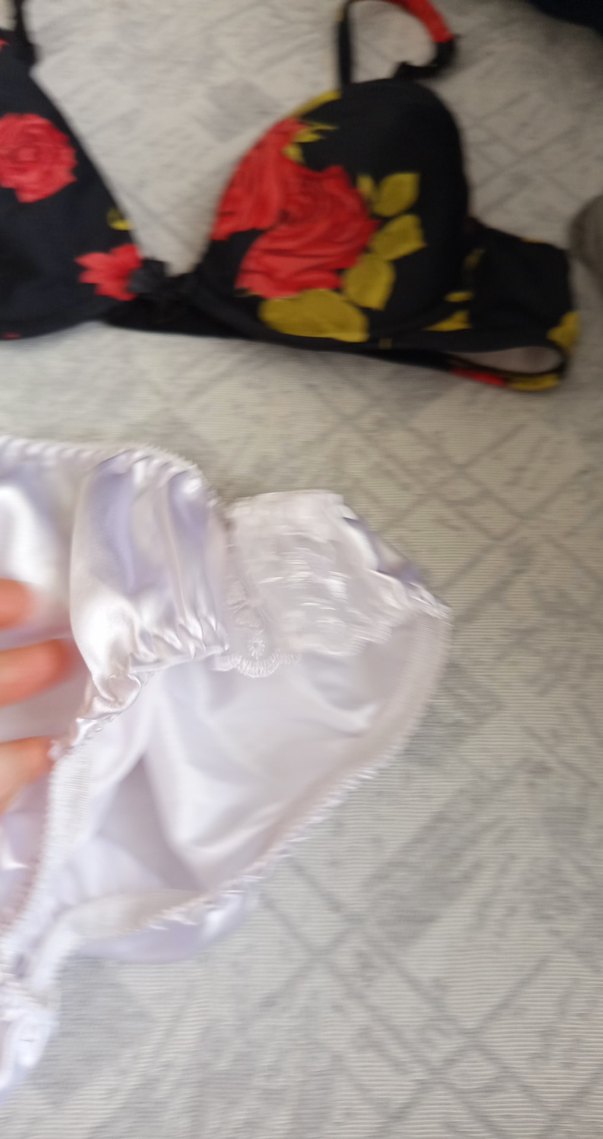 Kırmızı Çiçek Desenli Vintage Sütyen - Görsel 4