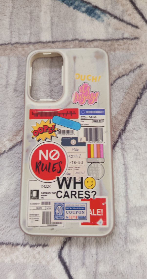 Bej Peluş Detaylı Telefon Kapağı - Görsel 3