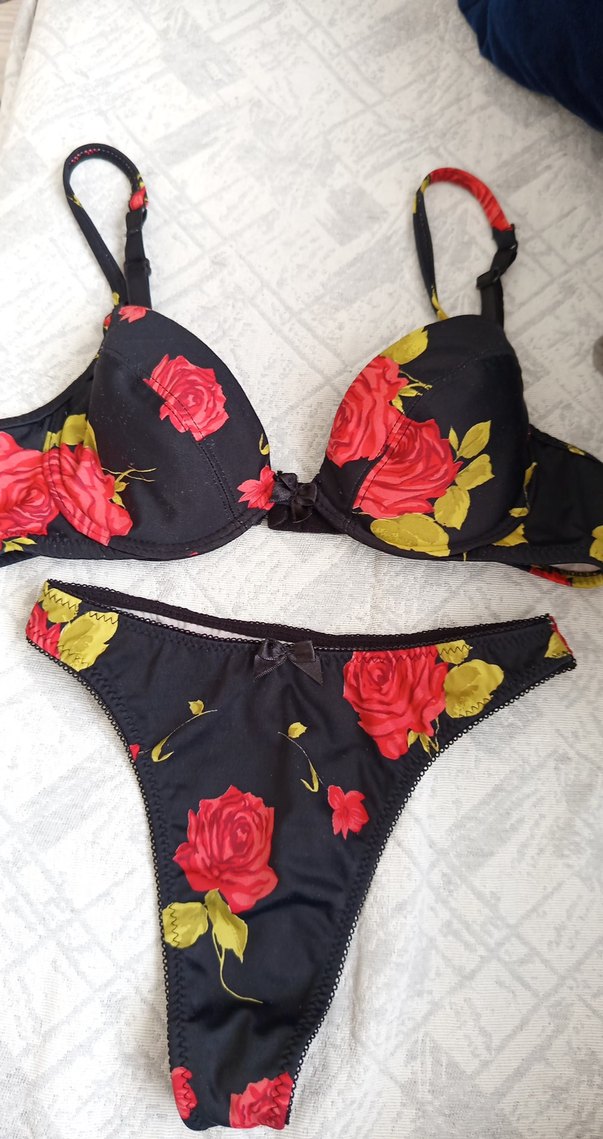 Koyu Kırmızı Gül Desenli Vintage Goth Sütyen - Görsel 2