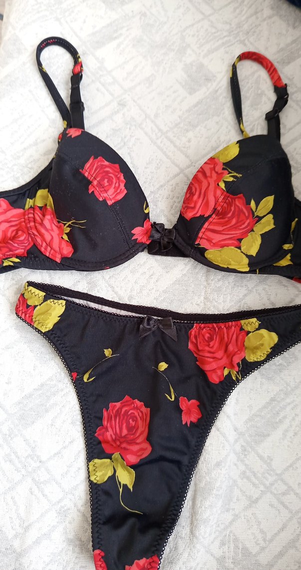 Koyu Kırmızı Gül Desenli Vintage Goth Sütyen - Görsel 3