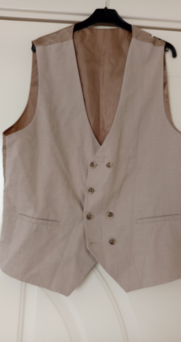 Bej Düğmeli Erkek Yelek - Görsel 5