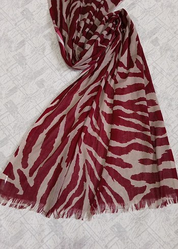 Bordo Kürklü Kadın Şal - Görsel 3