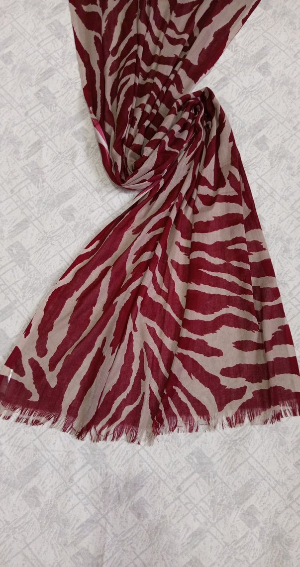 Bordo Kürklü Kadın Şal - Görsel 3