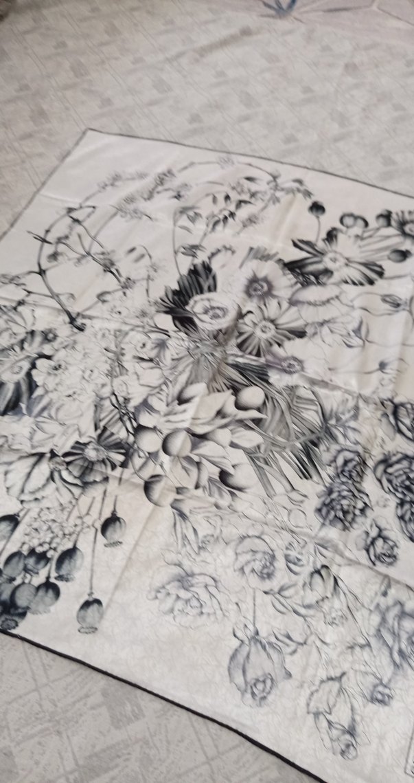 Gri Bohem Çiçek Desenli Kadın Fular - Görsel 3