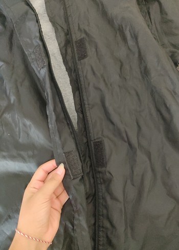 Siyah su geçirmez yağmurluk - Görsel 8