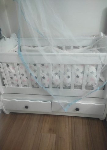 Beyaz Bebek Beşiği ve beyaz Tül Örtü - Görsel 3