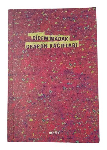 Didem Madak - Gırapon Kağıtları Kitabı