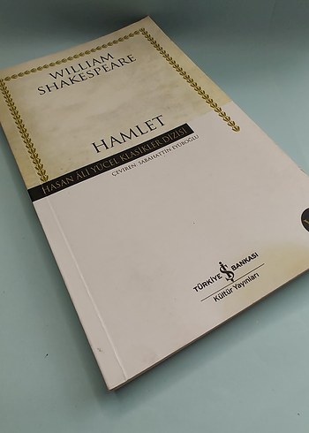 Beden Renk Hamlet - William Shakespeare