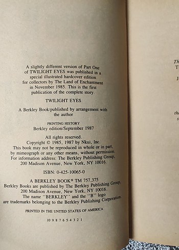 Dean R. Koontz - Twilight Eyes İngilizce Romanı - Görsel 3