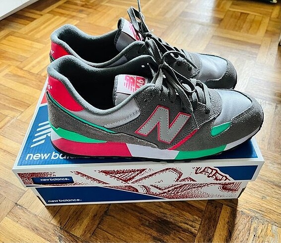 New balance u446
