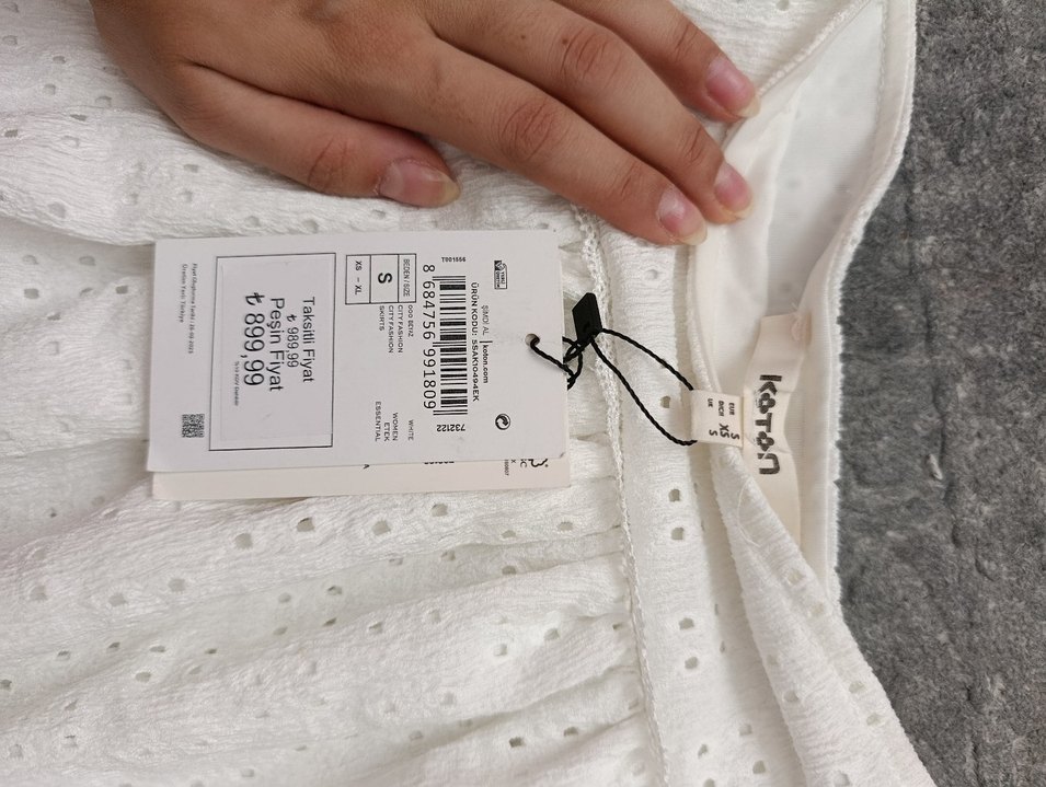 Kadın Beyaz Nakışlı Fırfırlı Mini Etek - Görsel 4