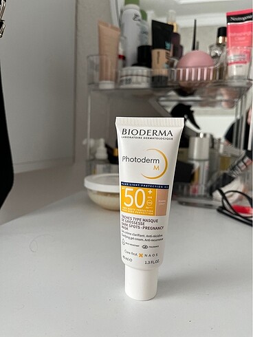 BİODERMA renkli güneş kremi