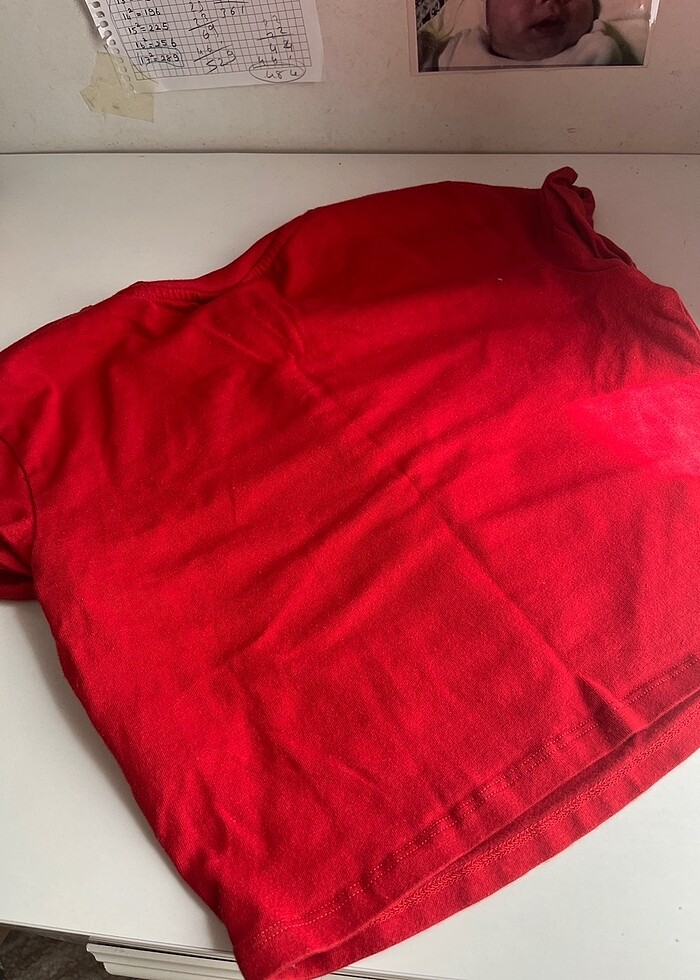 BERSHKA kırmızı mcqueen crop - Görsel 3