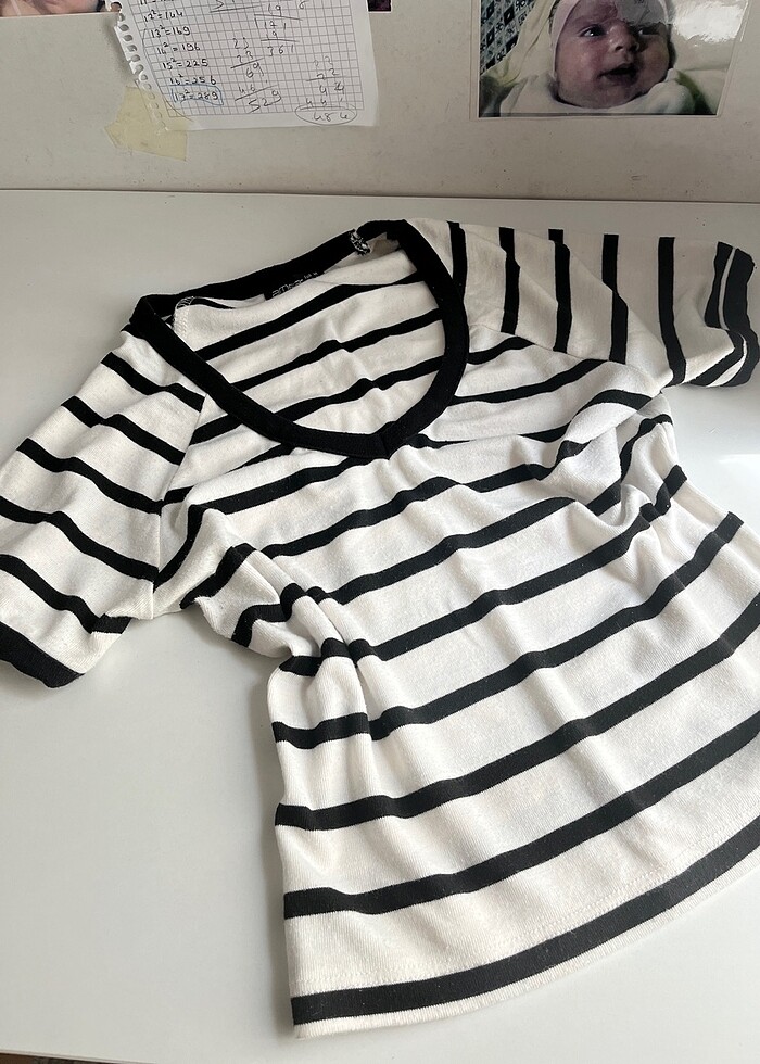 AMBAR çizgili v yaka üst - Görsel 2