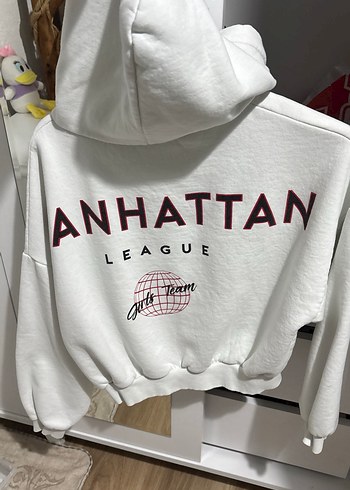 TRENDYOLMİLLA beyaz kapüşonlu sweatshirt - Görsel 2