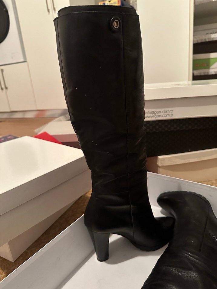 Kadın Siyah Deri Dizüstü Topuklu Çizme - Görsel 2