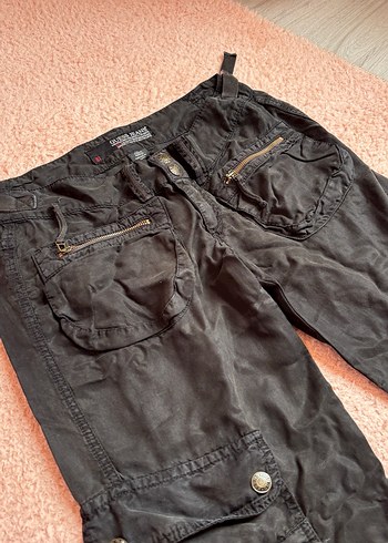 GUESS Siyah Kemerli Grunge Kadın Denim Pantolon - Görsel 2