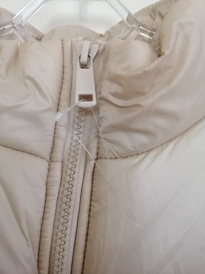 Bej Yüksek Yakalı Fermuarlı Kadın Yelek - Görsel 3