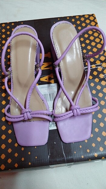 Topuklu ayakkabı - Görsel 5