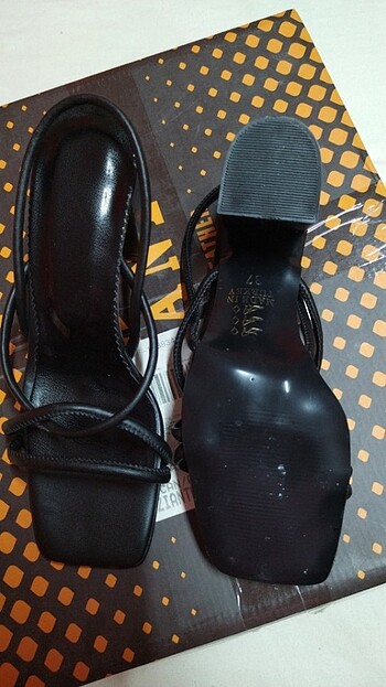 Topuklu ayakkabı - Görsel 5