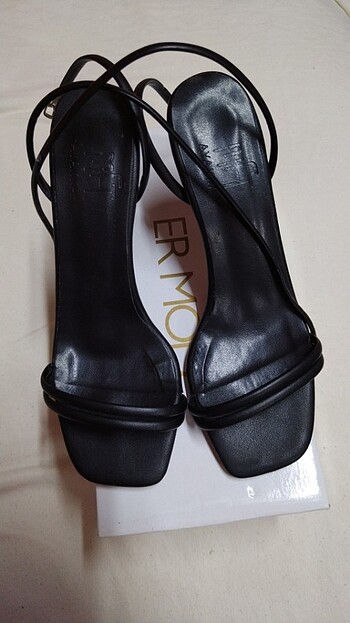 Topuklu ayakkabı - Görsel 6