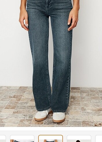 38 Beden mavi Renk Jeans 