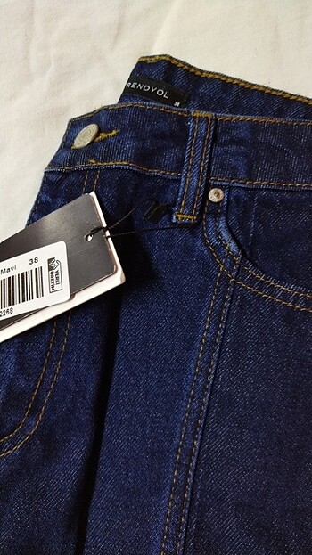 38 Beden Renk bloklu jean