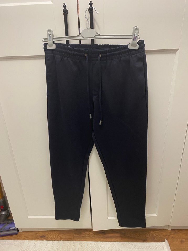 Siyah, Kemerli, Dar Kesim Erkek Eşofman Altı - Görsel 2