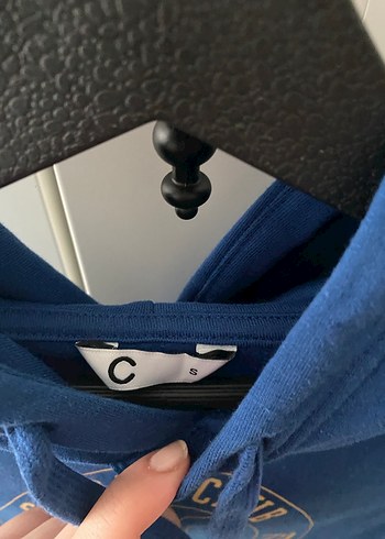 Kadın Mavi Kapüşonlu Sweatshirt Zincir Detaylı - Görsel 5