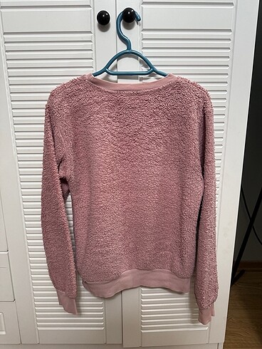 Pembe üst