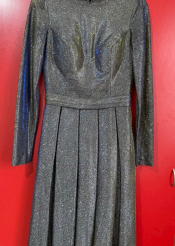 Uzun Kollu Gri Pilili Abiye Elbise - Görsel 2