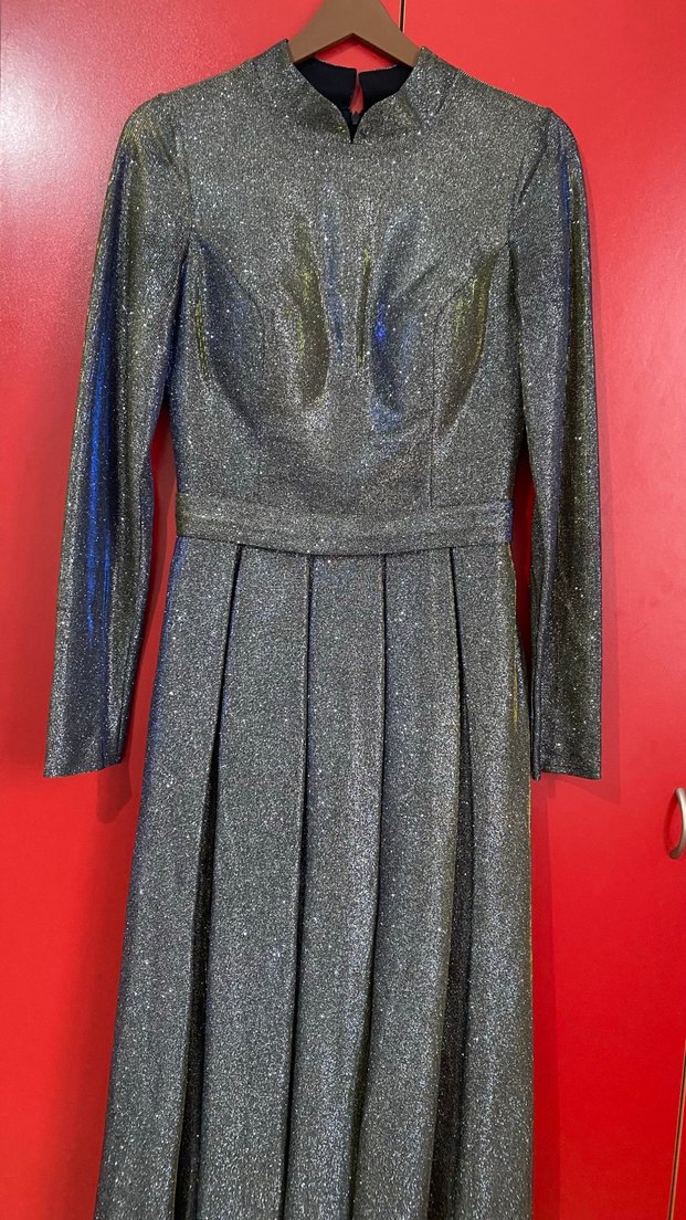 Uzun Kollu Gri Pilili Abiye Elbise - Görsel 2