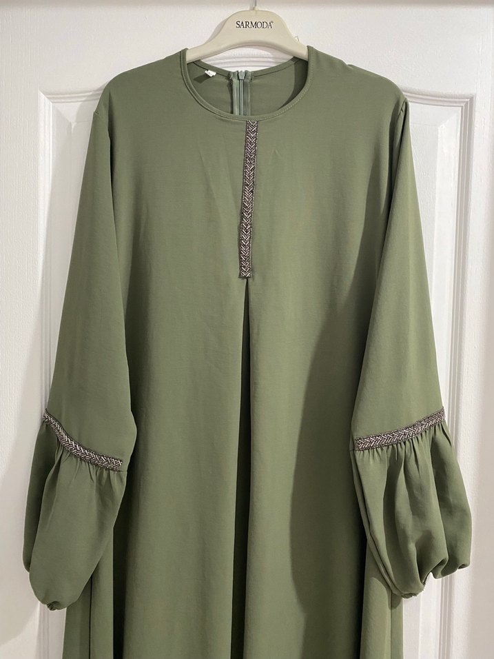 Yeşil elbise - Görsel 2