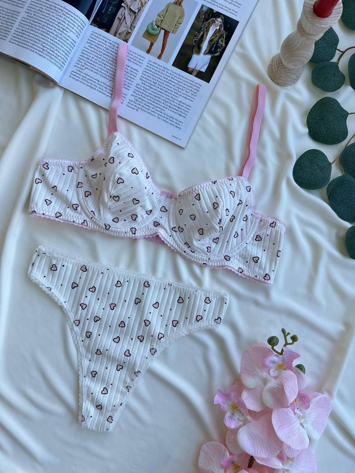 Çiçek Desenli Vintage Parisian Sütyen Seti - Görsel 4