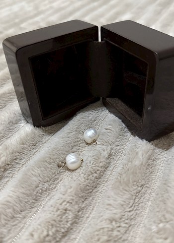 Bej Parlak Kadın Kol Düğmeleri - Görsel 2