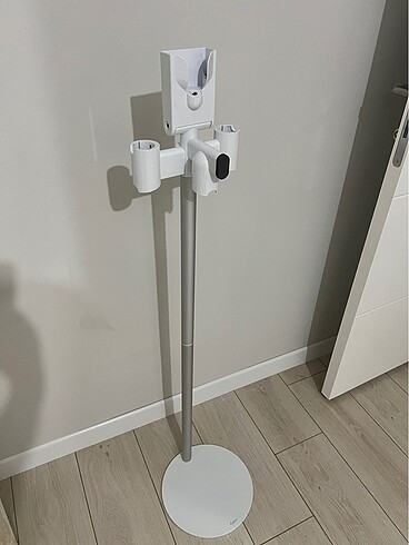 DYSON V12 Ayaklı Ünite orijinaldir