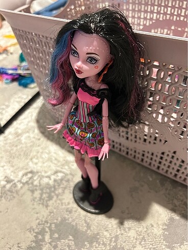  Monster high