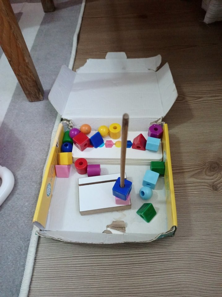 LineUp Renkli Eğitici Sıralama Oyuncağı - Görsel 2