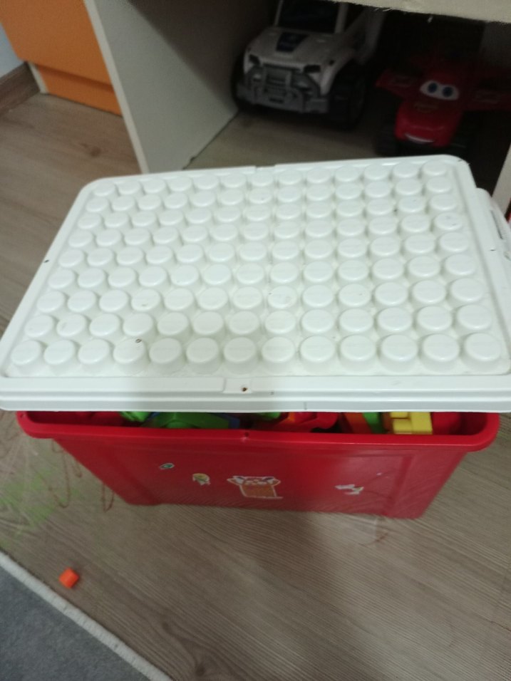 Renkli Lego Seti ve Figürler - Görsel 4