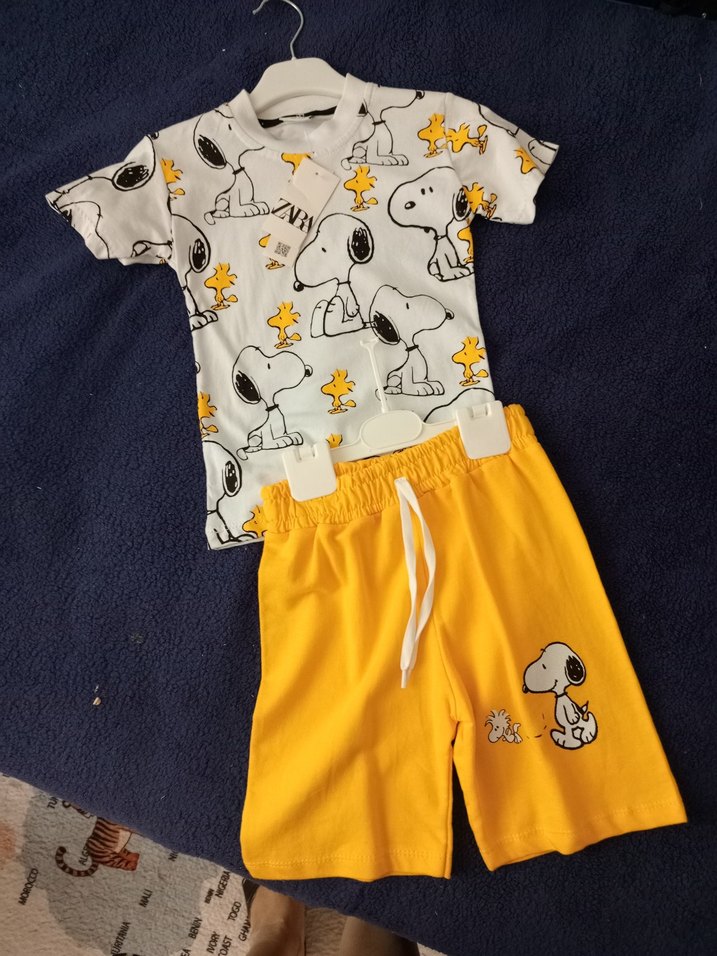 Zara Beyaz Desenli Çocuk Tişörtü - Görsel 4