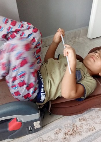 Kahverengi Gri Çocuk Oto Koltuğu - Görsel 6