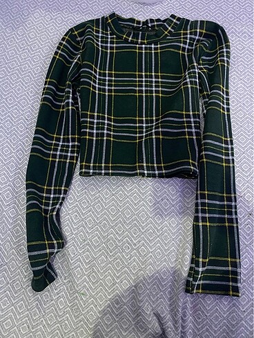 Pull and bear uzun kollu crop